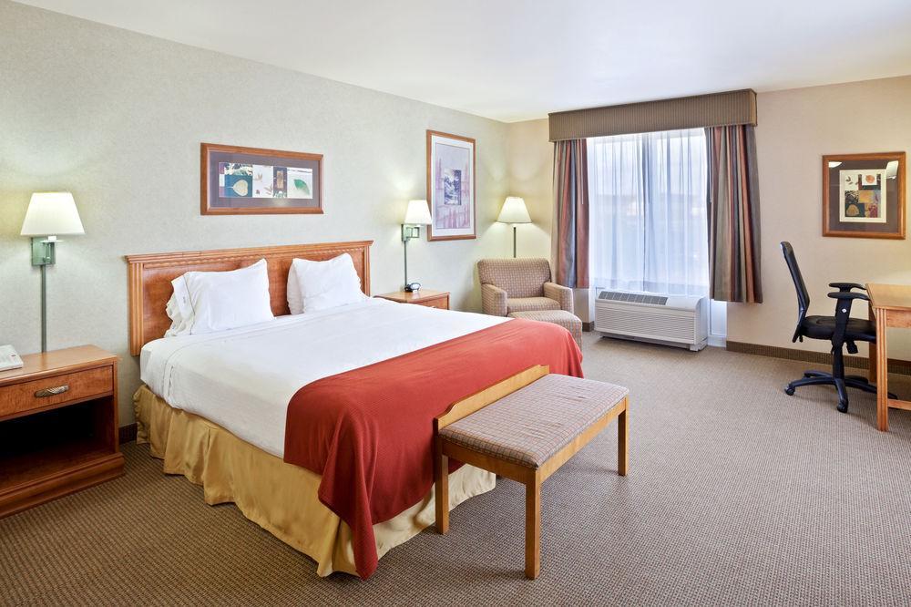 Holiday Inn Express Hotel & Suites Idaho Falls By Ihg Rom bilde